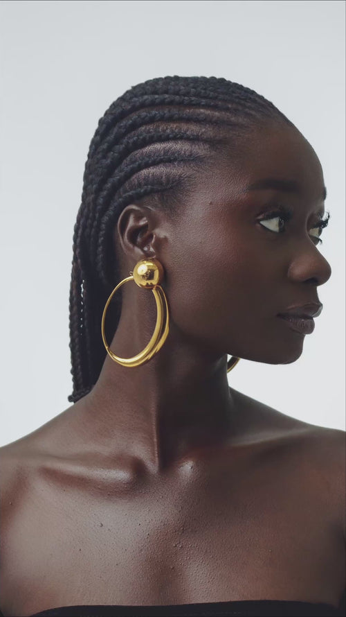 Load image 1 in gallery view