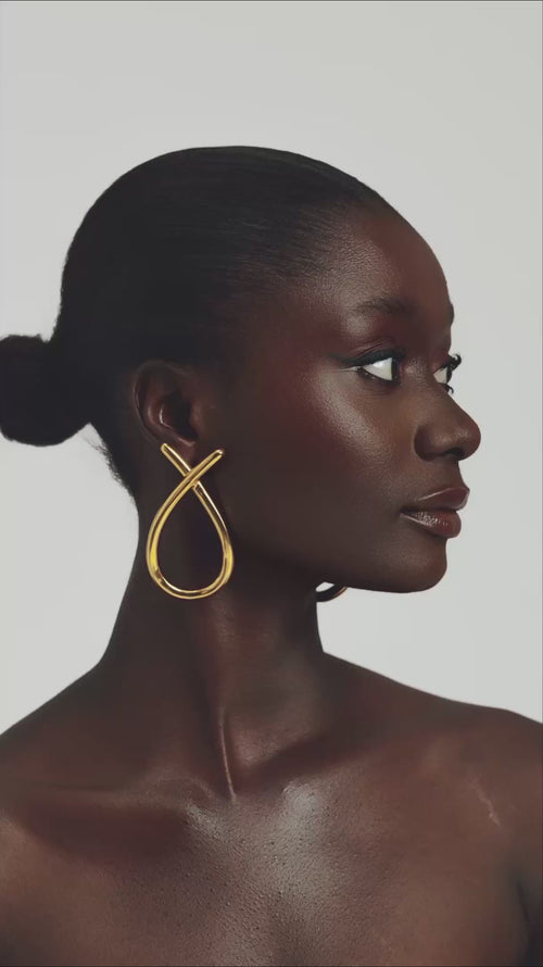 Load image 1 in gallery view