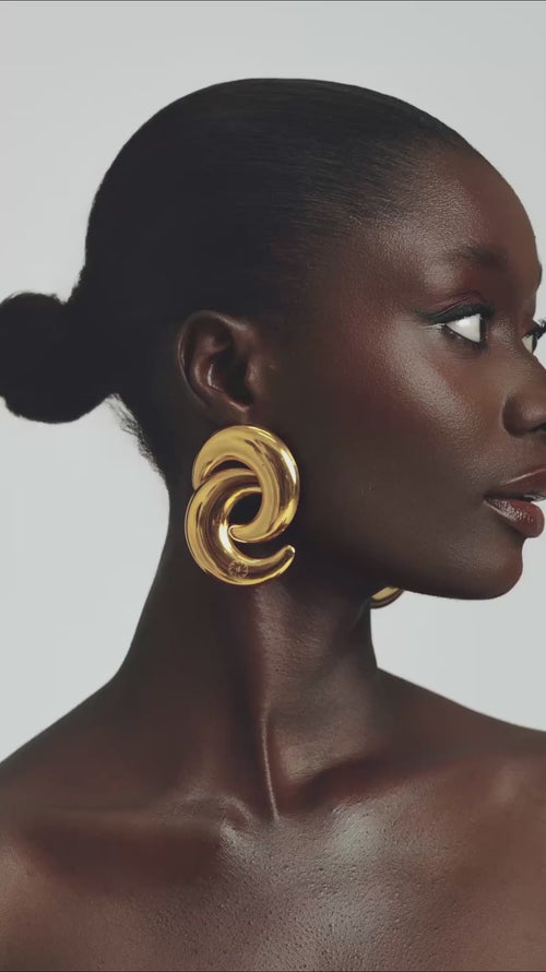 Load image 1 in gallery view